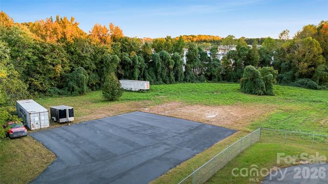2313 W Front Street, Statesville, NC 28677