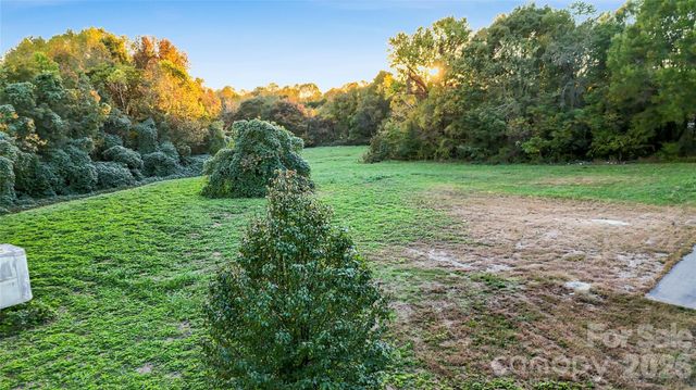 2313 W Front Street, Statesville, NC 28677