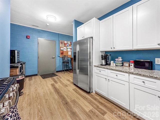 2313 W Front Street, Statesville, NC 28677