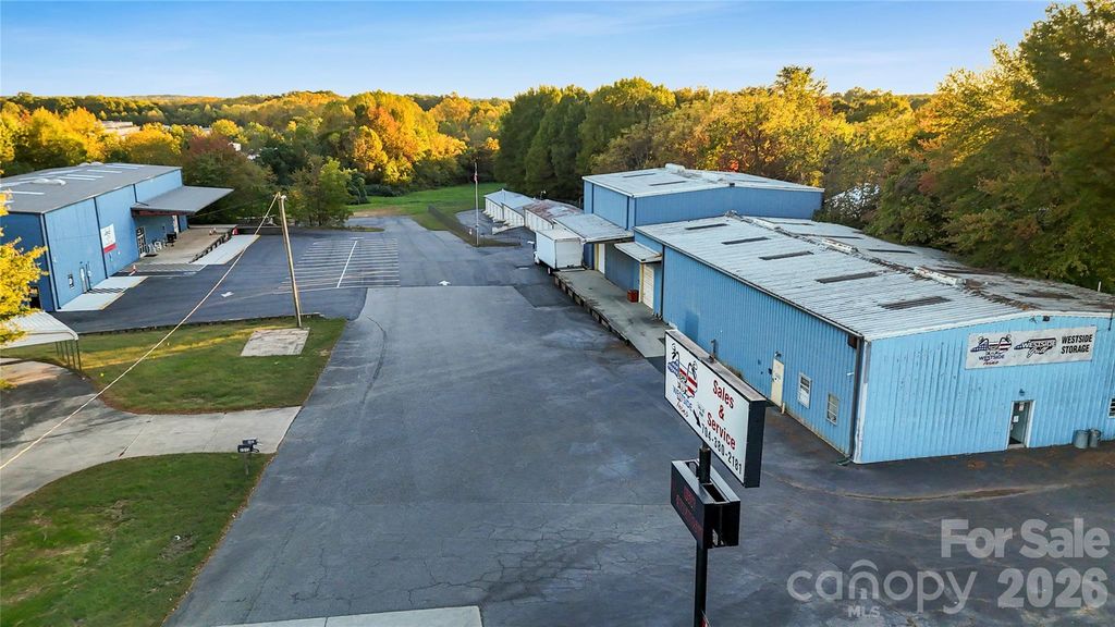 2313 W Front Street, Statesville, NC 28677