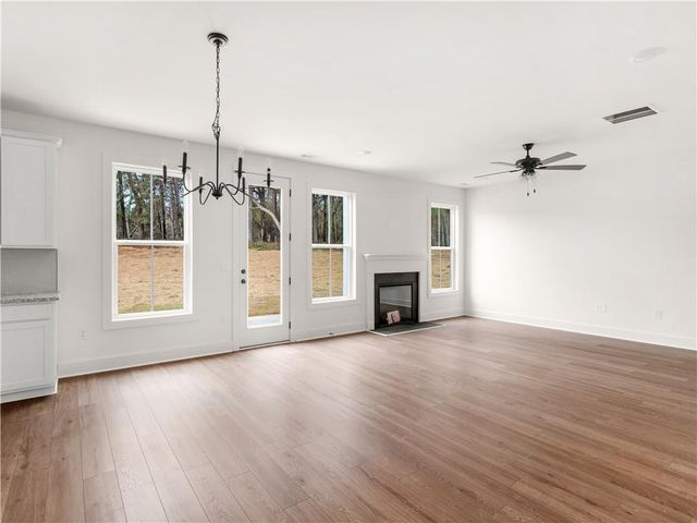 200 Loyd Road, Mansfield, GA 30055