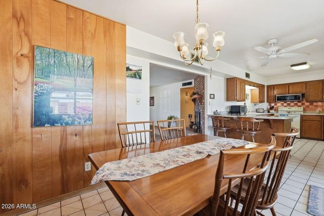 1818 W MORTEN Avenue, Phoenix, AZ 85021