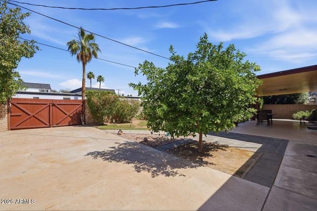 1818 W MORTEN Avenue, Phoenix, AZ 85021