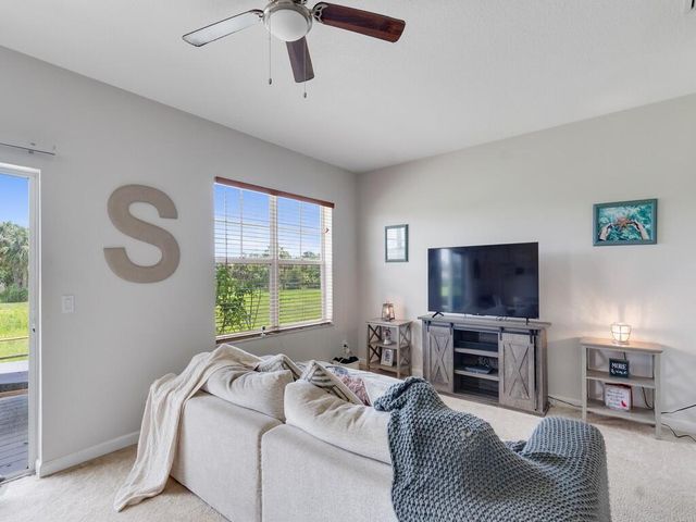 2536 Creekside Drive, Fort Pierce, FL 34981