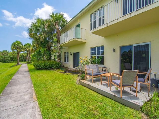 2536 Creekside Drive, Fort Pierce, FL 34981