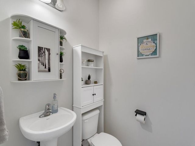 2536 Creekside Drive, Fort Pierce, FL 34981