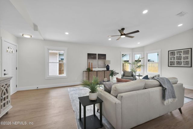 1189 COVE LANDING Drive, Jacksonville, FL 32233