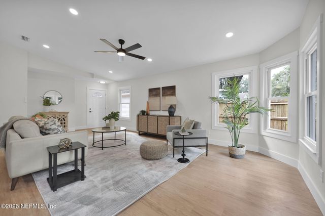 1189 COVE LANDING Drive, Jacksonville, FL 32233