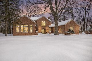 N3870 N Grand Oak Drive, Iron Mountain, MI 49801