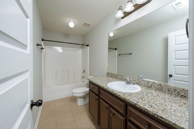 566 Wild Turkey Drive, Pine Mountain, GA 31822