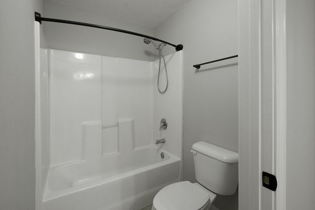 566 Wild Turkey Drive, Pine Mountain, GA 31822