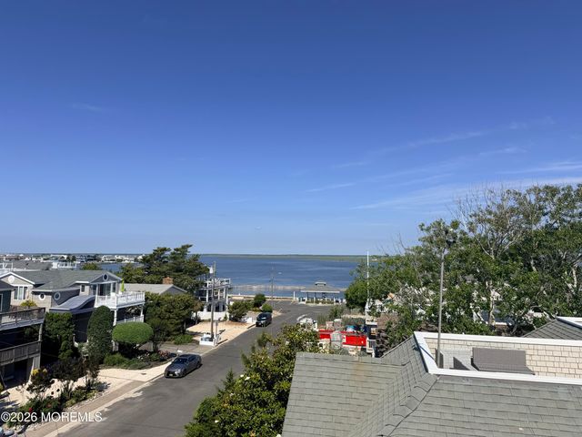 3 W 75th Street, Harvey Cedars, NJ 08008