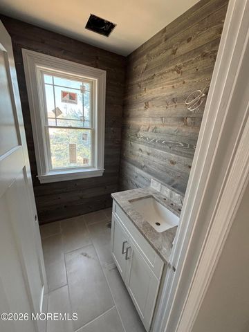 3 W 75th Street, Harvey Cedars, NJ 08008