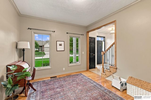 18655 Van Camp Drive, Omaha, NE 68136
