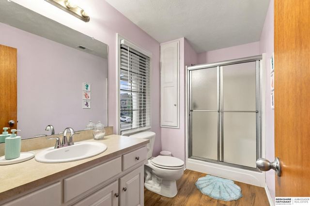 18655 Van Camp Drive, Omaha, NE 68136