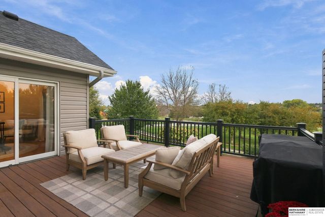 18655 Van Camp Drive, Omaha, NE 68136