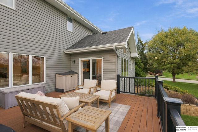 18655 Van Camp Drive, Omaha, NE 68136