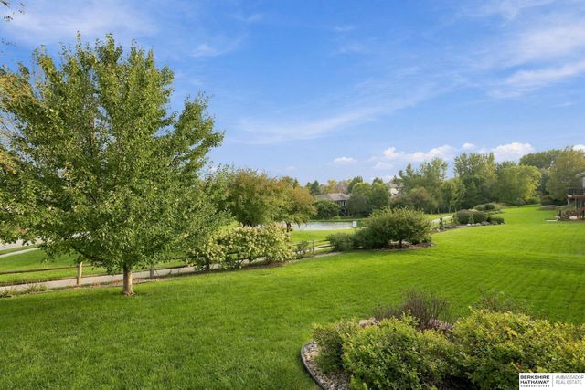 18655 Van Camp Drive, Omaha, NE 68136
