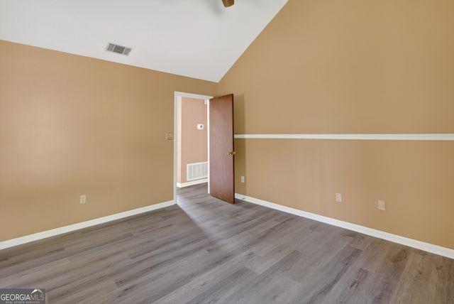 6 N Nicholson Circle, Savannah, GA 31419