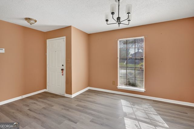 6 N Nicholson Circle, Savannah, GA 31419