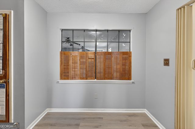6 N Nicholson Circle, Savannah, GA 31419