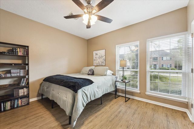 2614 Lakeway Drive, Seabrook, TX 77586