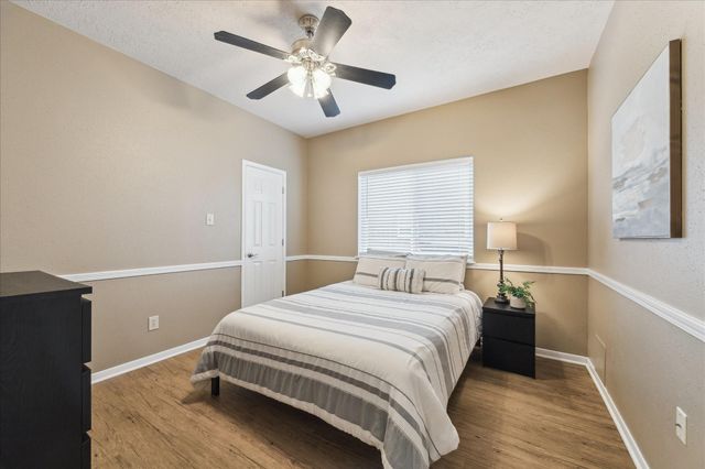 2614 Lakeway Drive, Seabrook, TX 77586