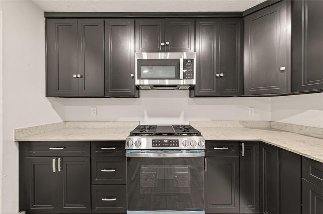 11118 Stroud Drive, Houston, TX 77072