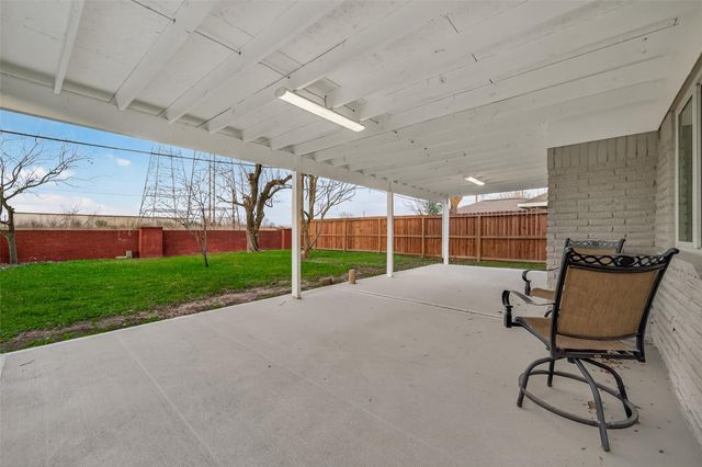 11118 Stroud Drive, Houston, TX 77072