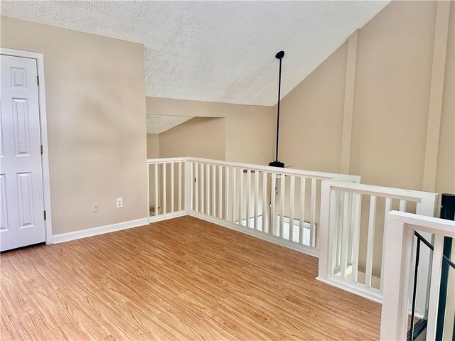 2802 Pine Valley Way NW, Kennesaw, GA 30152