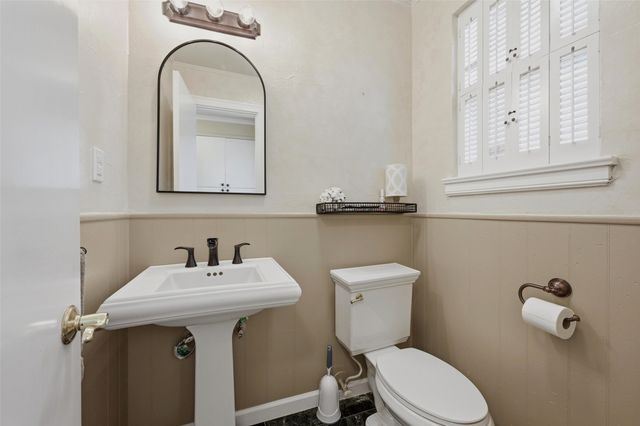 736 Westwood Drive, Sherman, TX 75092