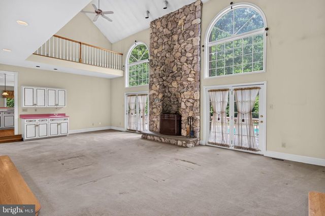 206 BRADDOCK MILL RD, Marlton, NJ 08053
