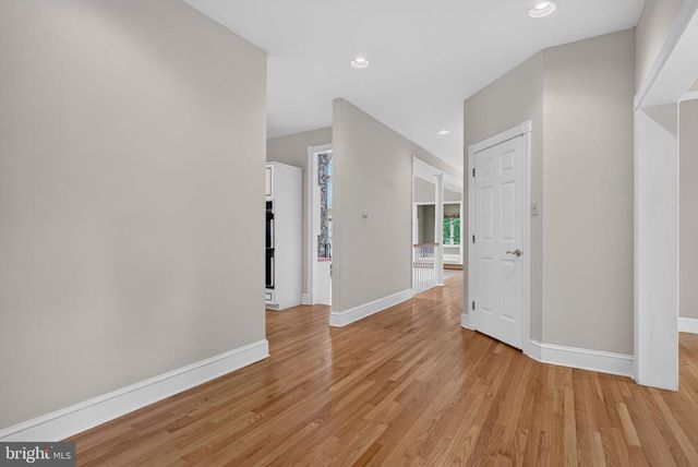 206 BRADDOCK MILL RD, Marlton, NJ 08053