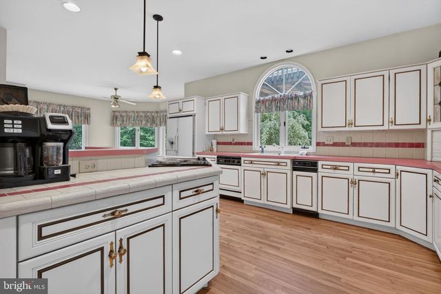 206 BRADDOCK MILL RD, Marlton, NJ 08053