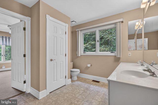 206 BRADDOCK MILL RD, Marlton, NJ 08053