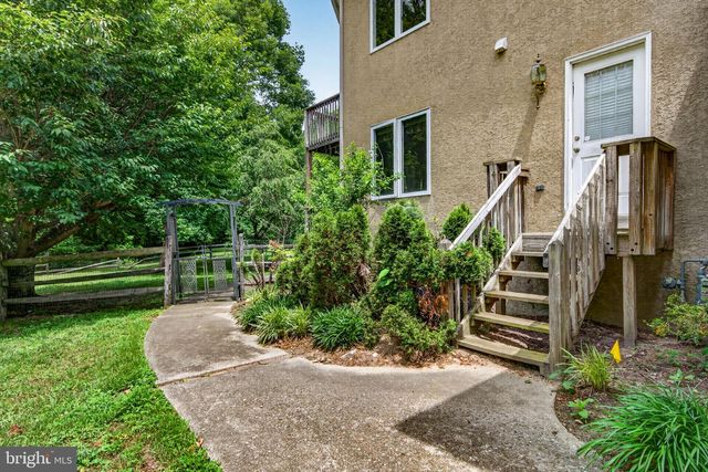 206 BRADDOCK MILL RD, Marlton, NJ 08053
