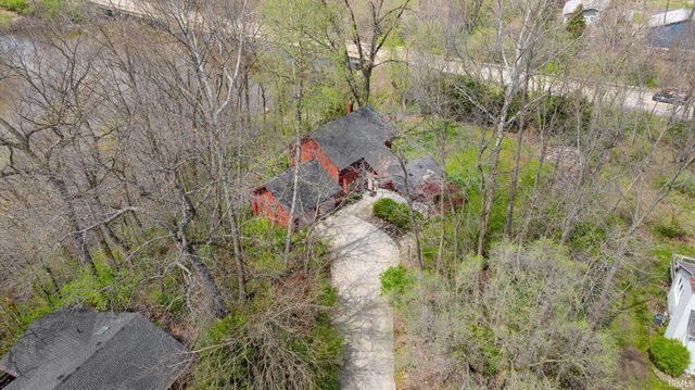 51522 Bridgewater Court, South Bend, IN 46637