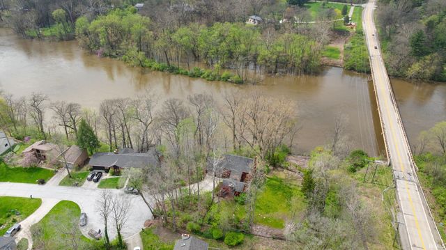 51522 Bridgewater Court, South Bend, IN 46637