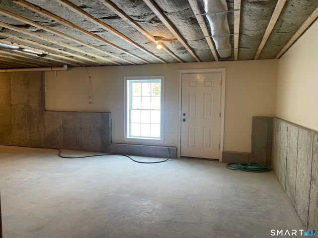 76 Wauregan Road, Canterbury, CT 06331