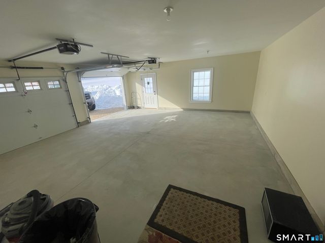 76 Wauregan Road, Canterbury, CT 06331