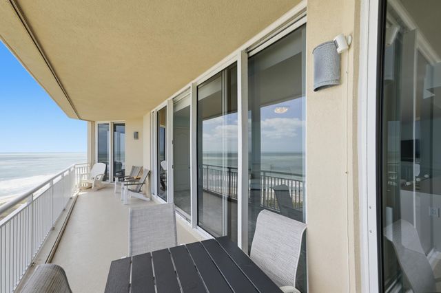 2900 N Highway, Hutchinson Island, FL 34949