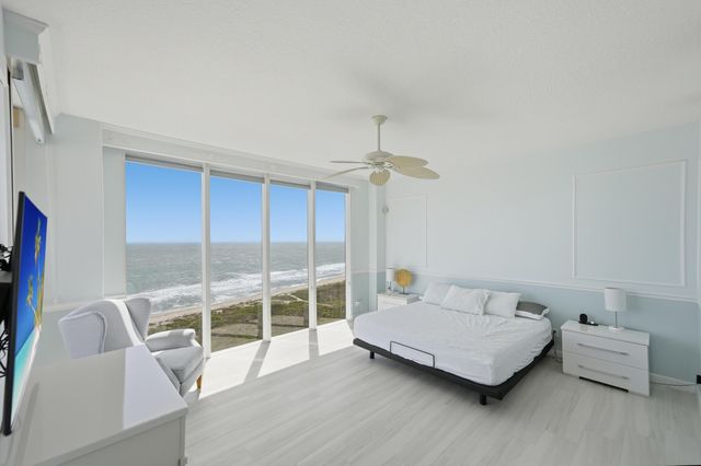 2900 N Highway, Hutchinson Island, FL 34949