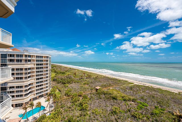 2900 N Highway, Hutchinson Island, FL 34949