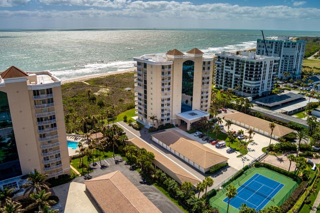 2900 N Highway, Hutchinson Island, FL 34949
