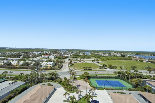 2900 N Highway, Hutchinson Island, FL 34949