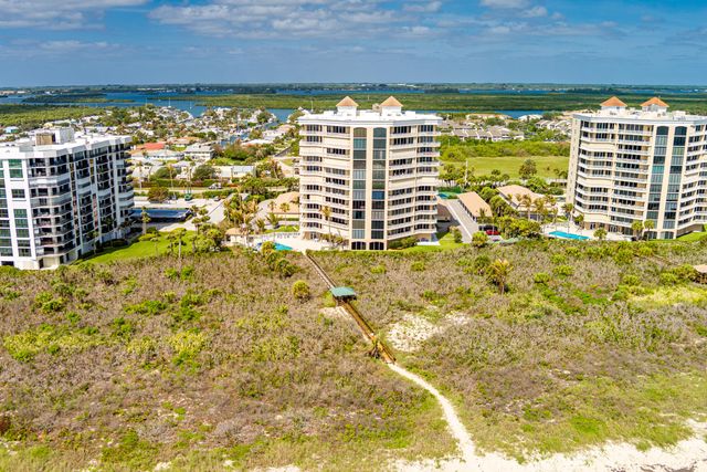 2900 N Highway, Hutchinson Island, FL 34949
