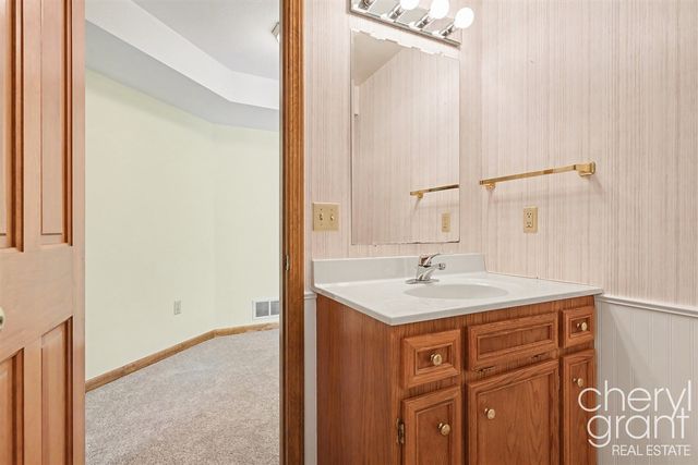 2314 Midvale Street, Grand Rapids, MI 49505