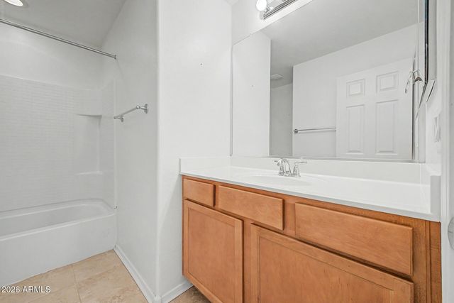 2565 E SOUTHERN Avenue 106, Mesa, AZ 85204