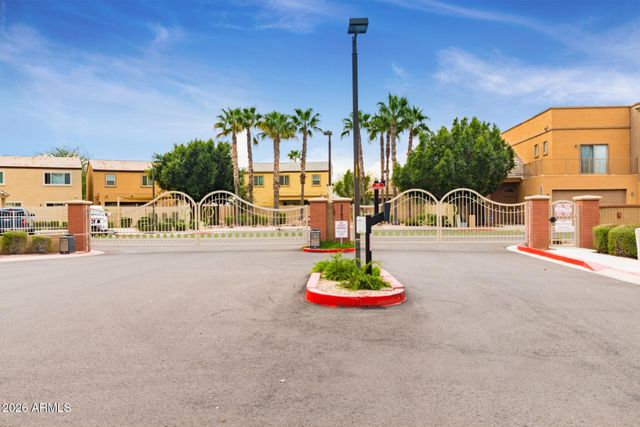 2565 E SOUTHERN Avenue 106, Mesa, AZ 85204