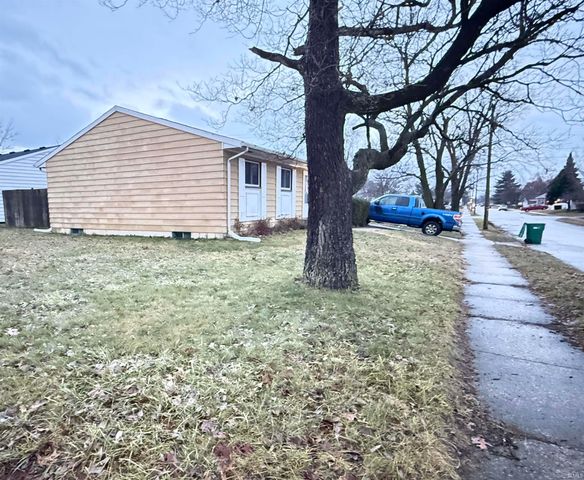 201 E Russ Avenue, Mishawaka, IN 46545